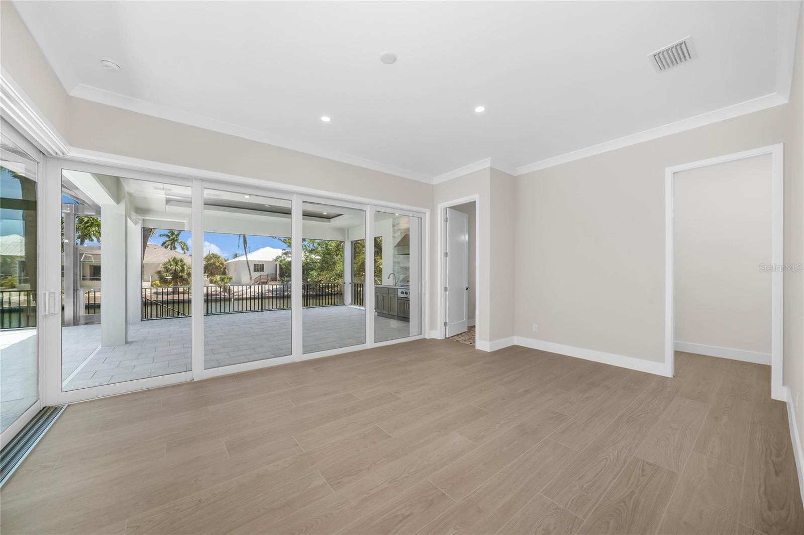5103 WINDWARD AVE — photo 43