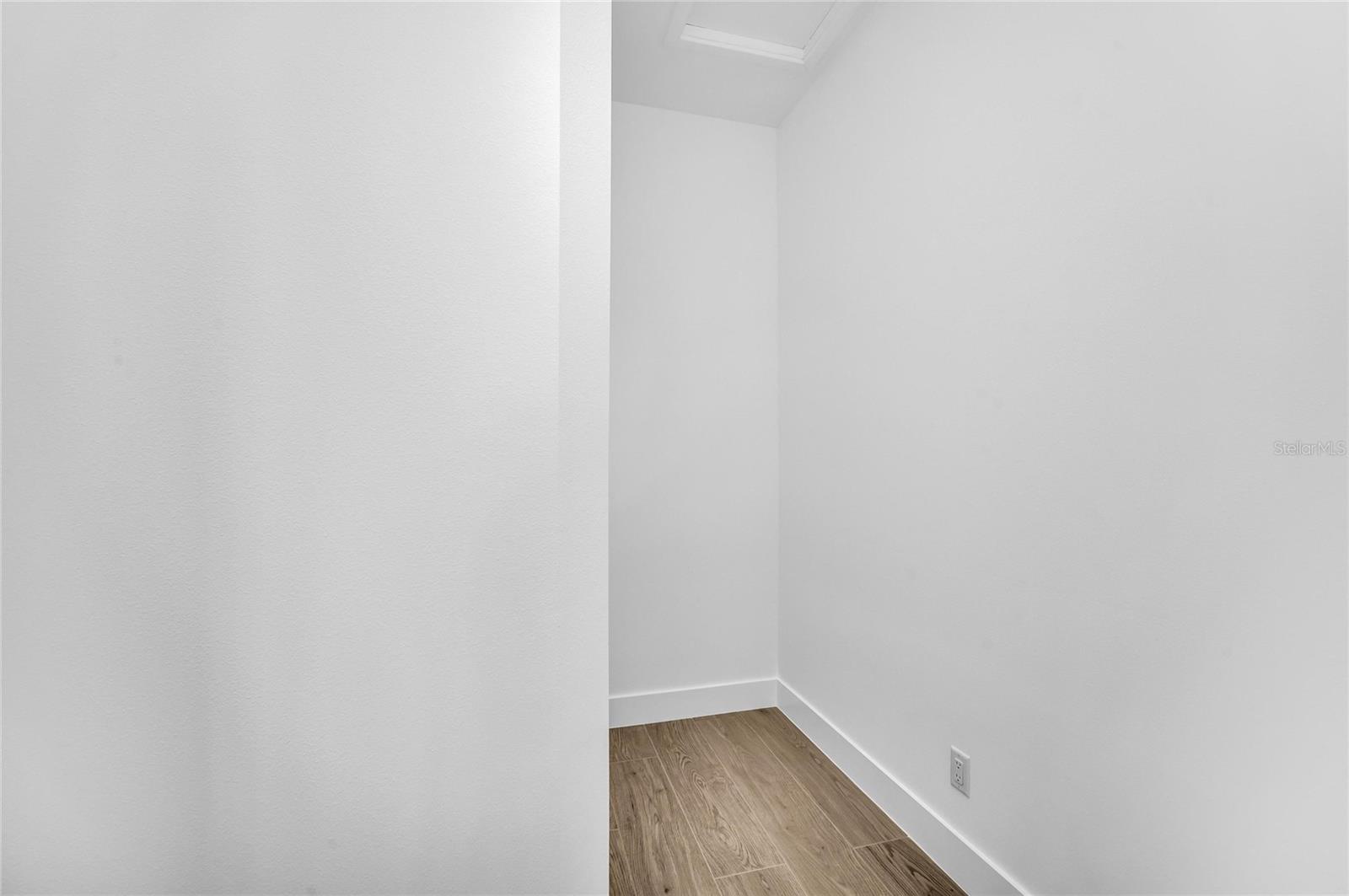 5103 WINDWARD AVE — photo 24