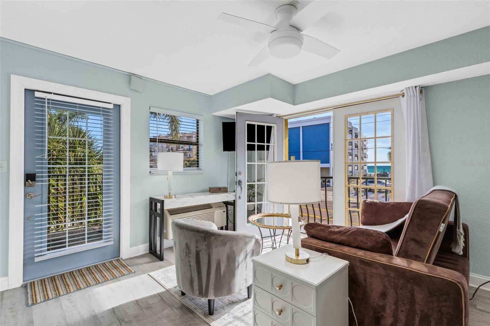 16333 GULF BLVD #215 — photo 9