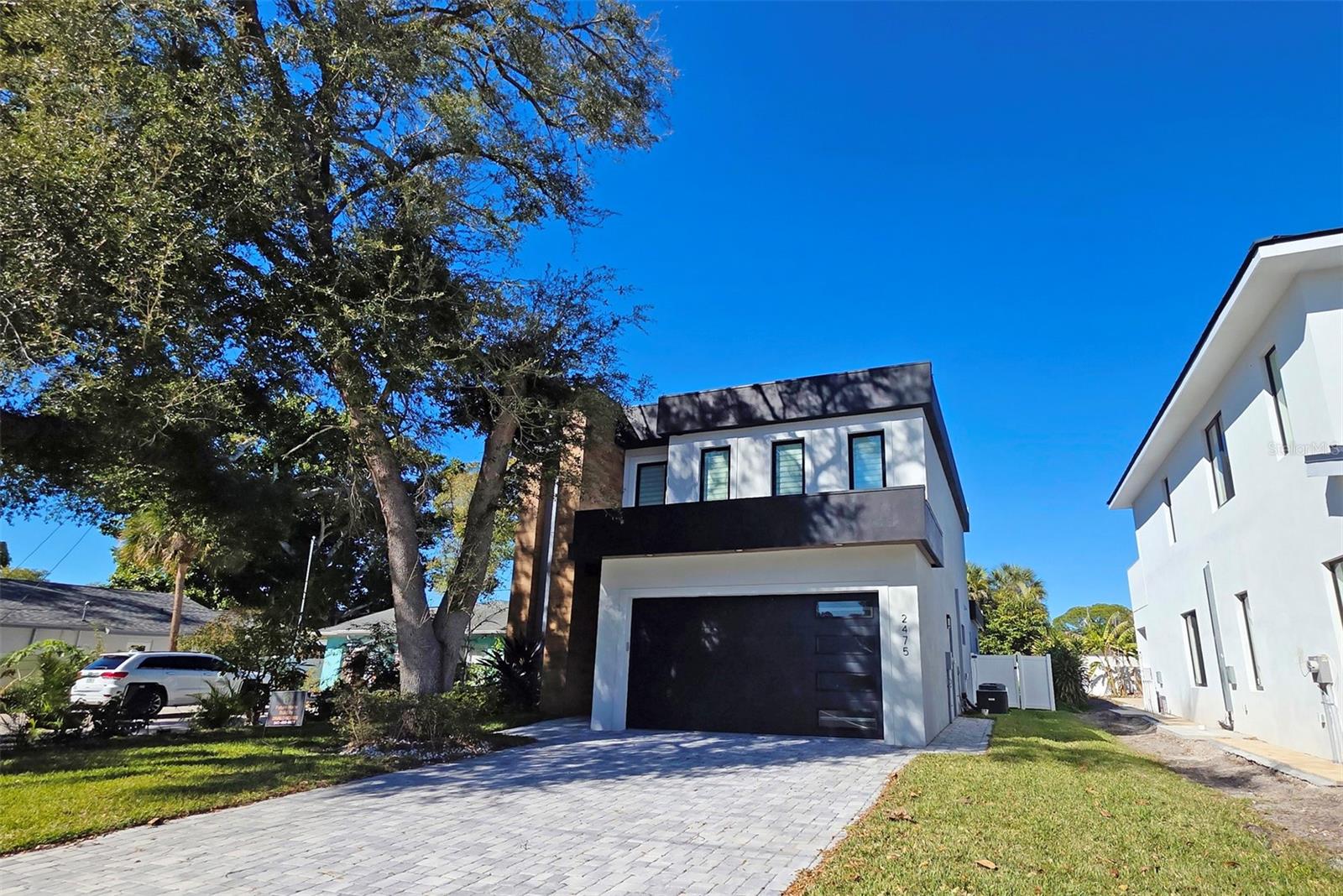 2475 BAY ST — photo 84