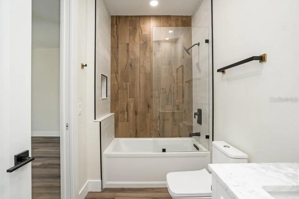 2475 BAY ST — photo 57