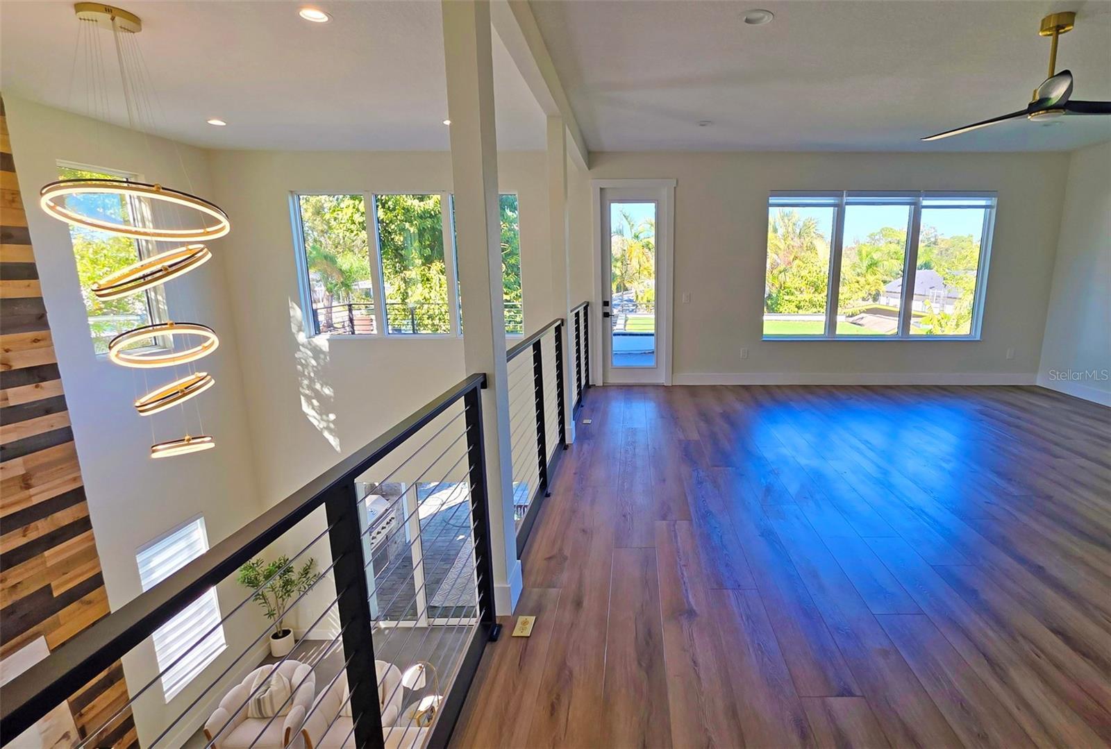 2475 BAY ST — photo 40