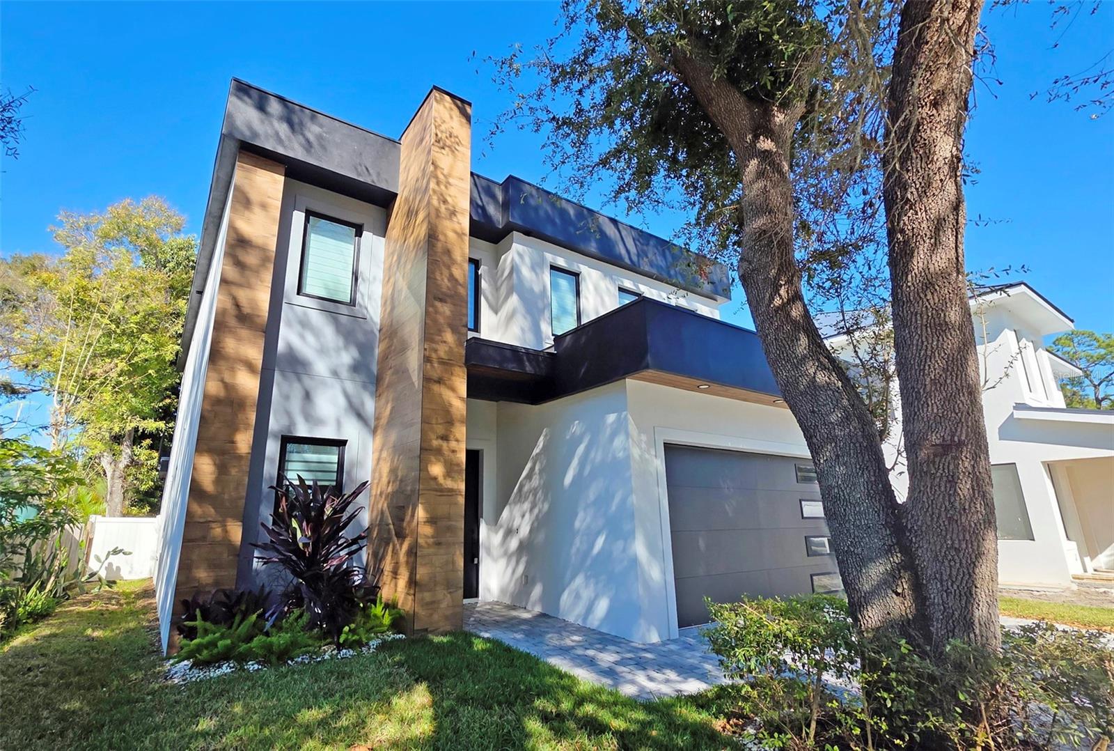 2475 BAY ST — photo 81