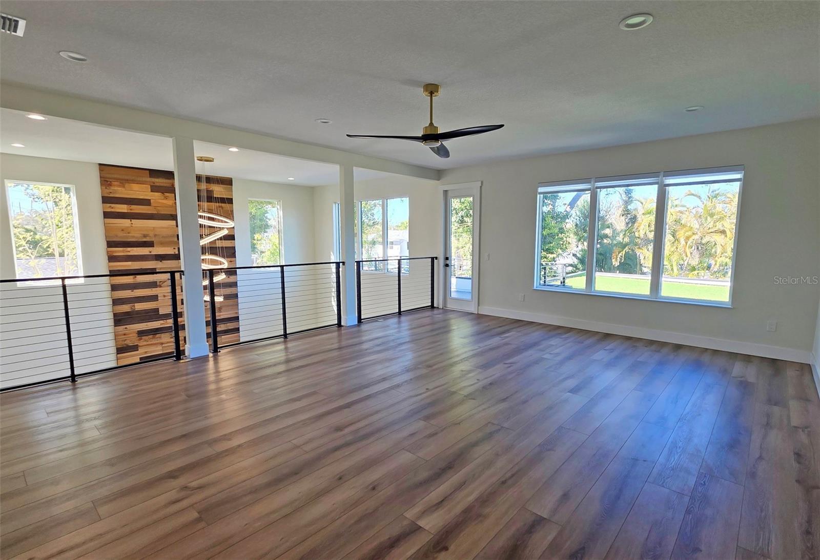 2475 BAY ST — photo 42