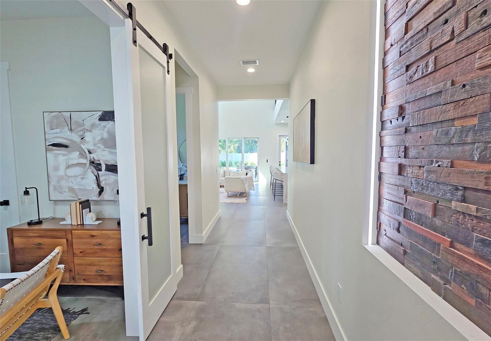 2475 BAY ST — photo 11