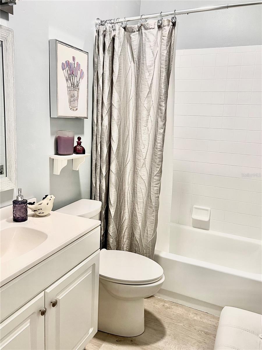 7801 ONTARIO STREET CIR — photo 31