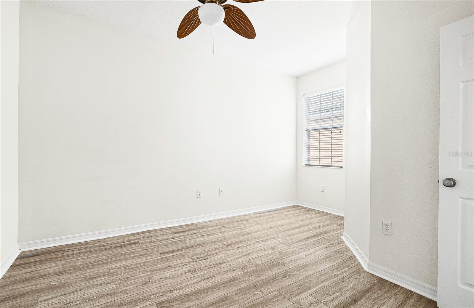 7928 LIMESTONE LN #19-105 — photo 34