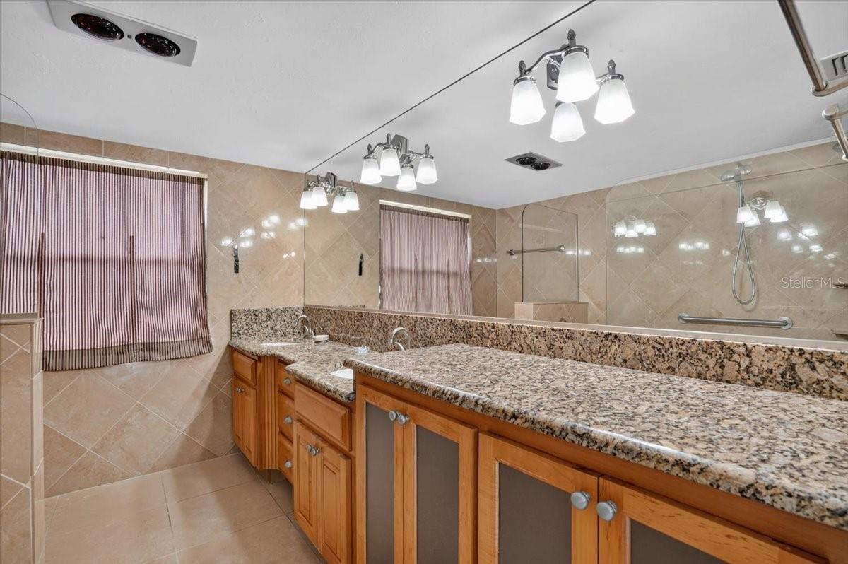 5409 PALM AIRE DR — photo 23