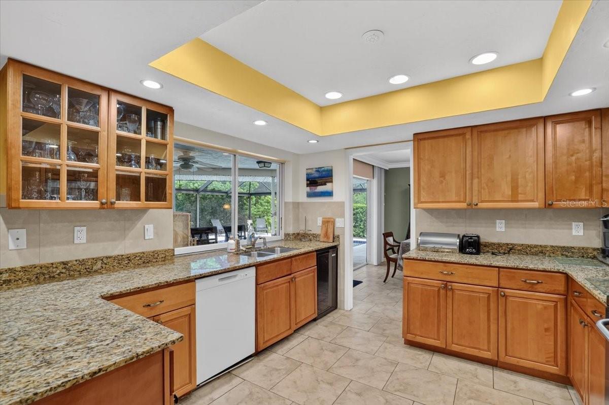 5409 PALM AIRE DR — photo 14