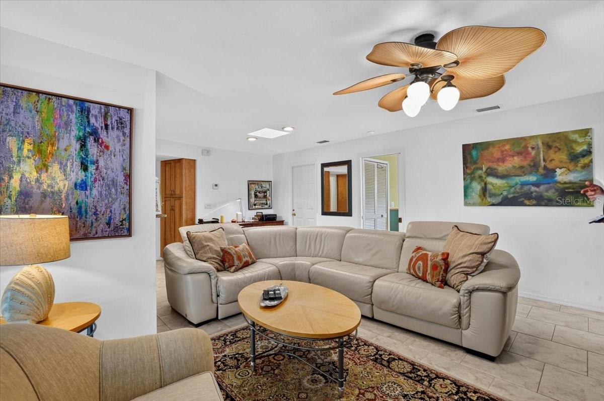 5409 PALM AIRE DR — photo 19