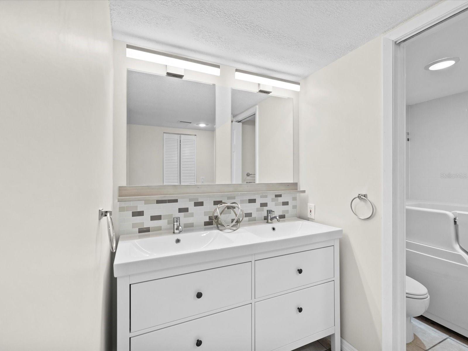 2737 ENTERPRISE RD E #111 — photo 10