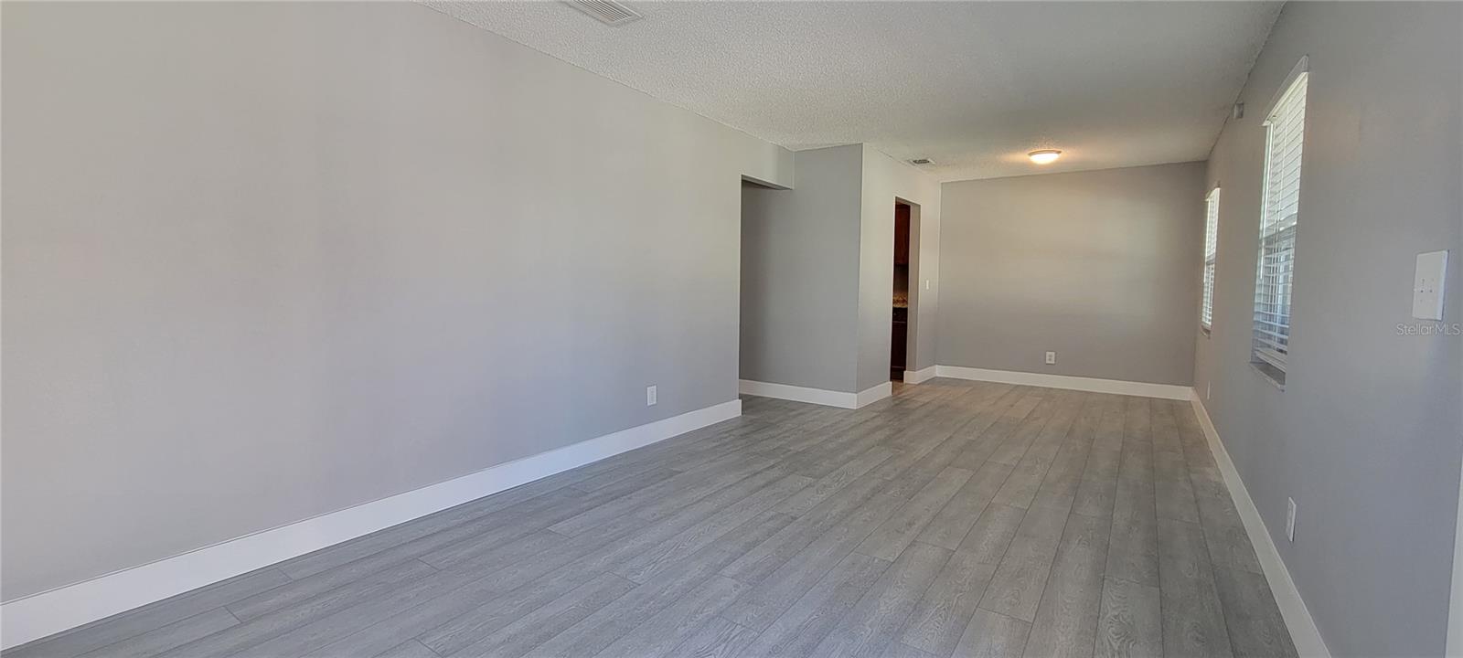 6627 S WEST SHORE BLVD — photo 2