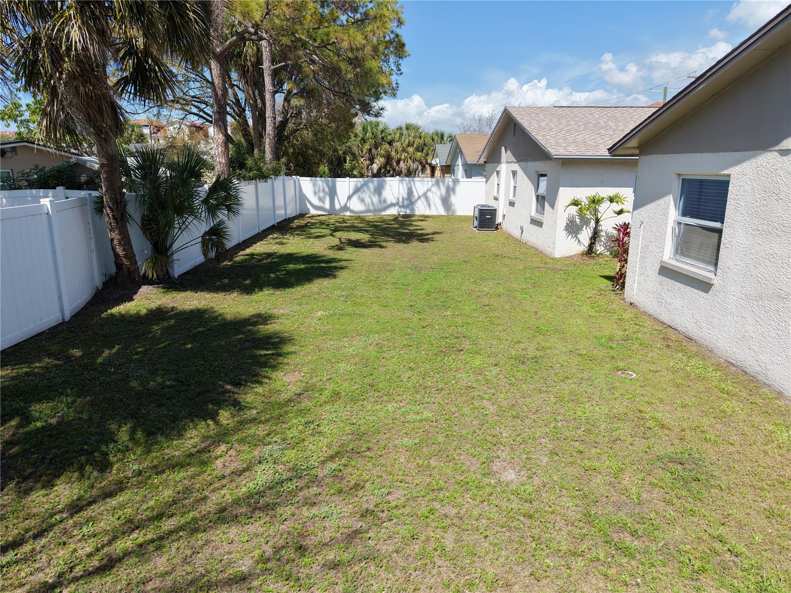 6627 S WEST SHORE BLVD — photo 13