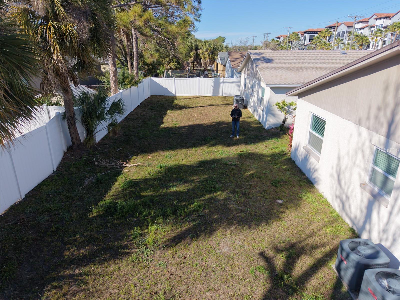 6627 S WEST SHORE BLVD — photo 16