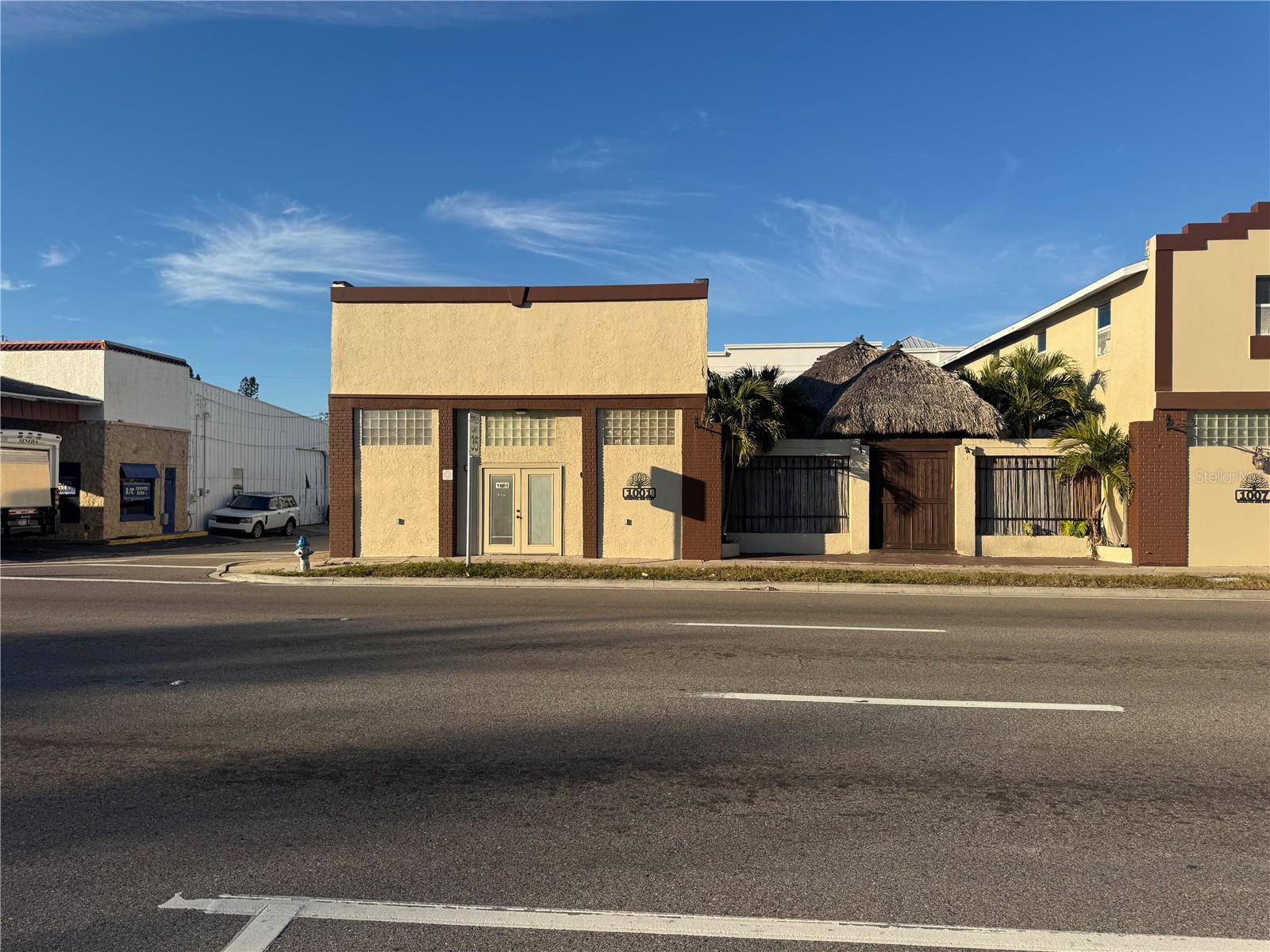 1001 & 1007 MANATEE AVE E — photo 8