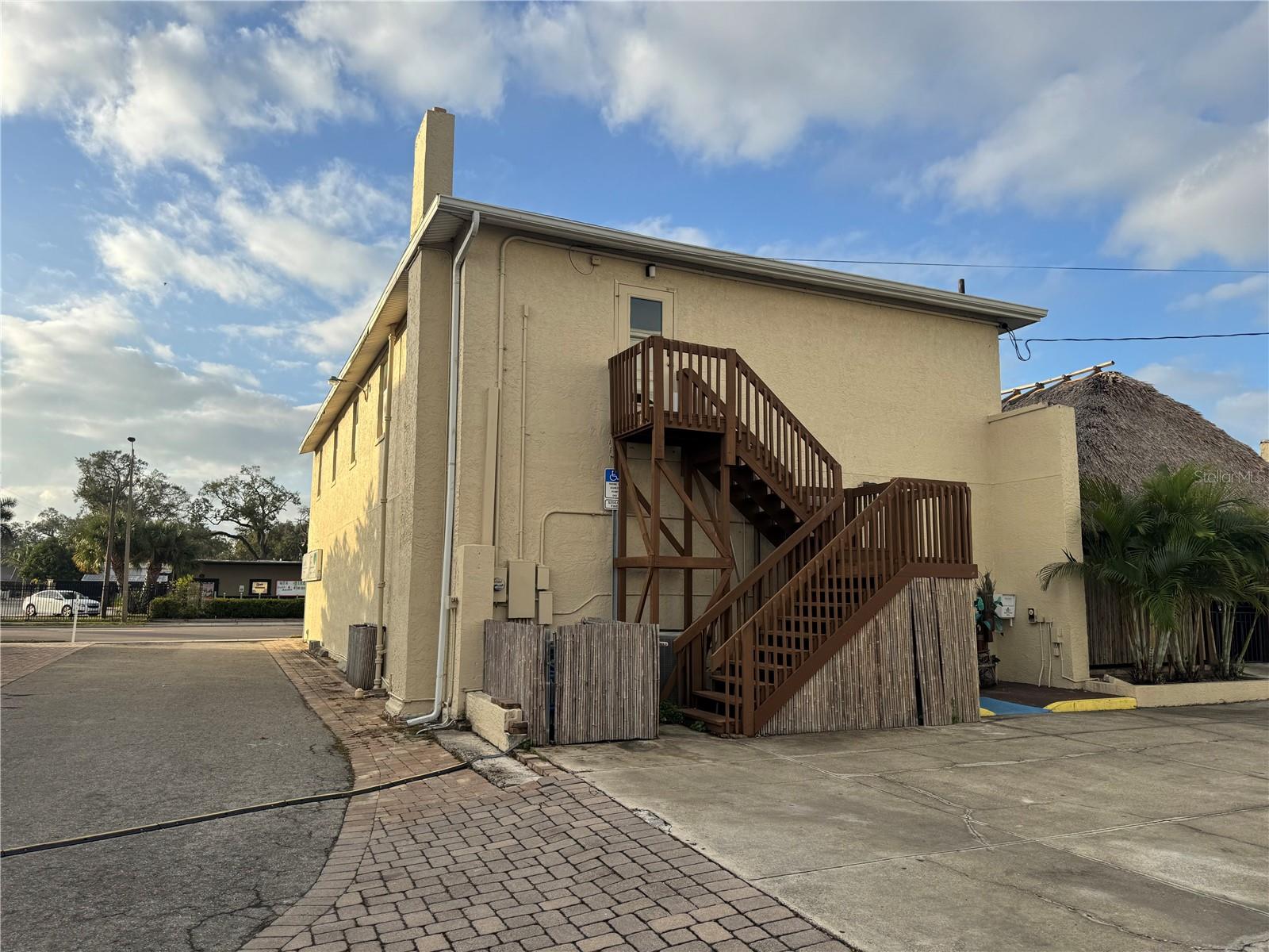 1001 & 1007 MANATEE AVE E — photo 10