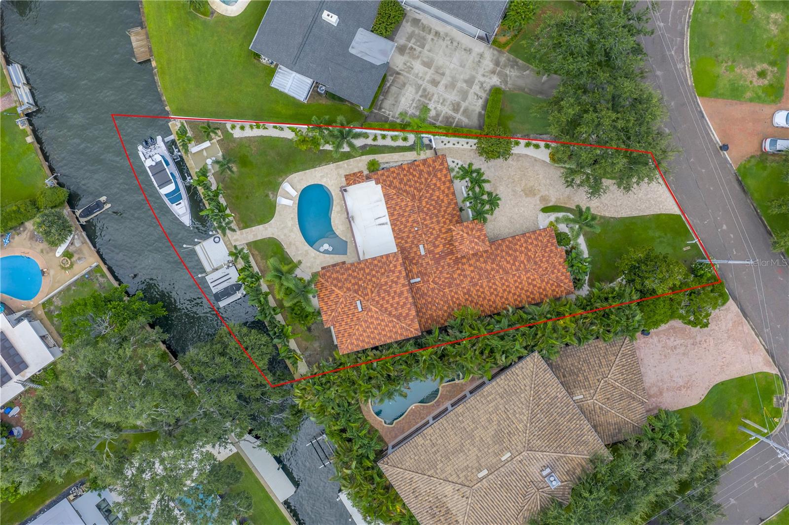 145 BAY POINT DR NE — photo 4