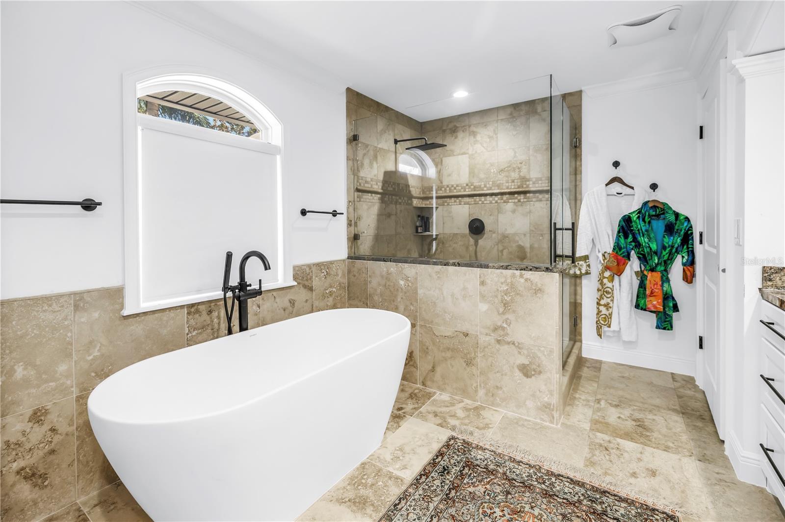 145 BAY POINT DR NE — photo 30