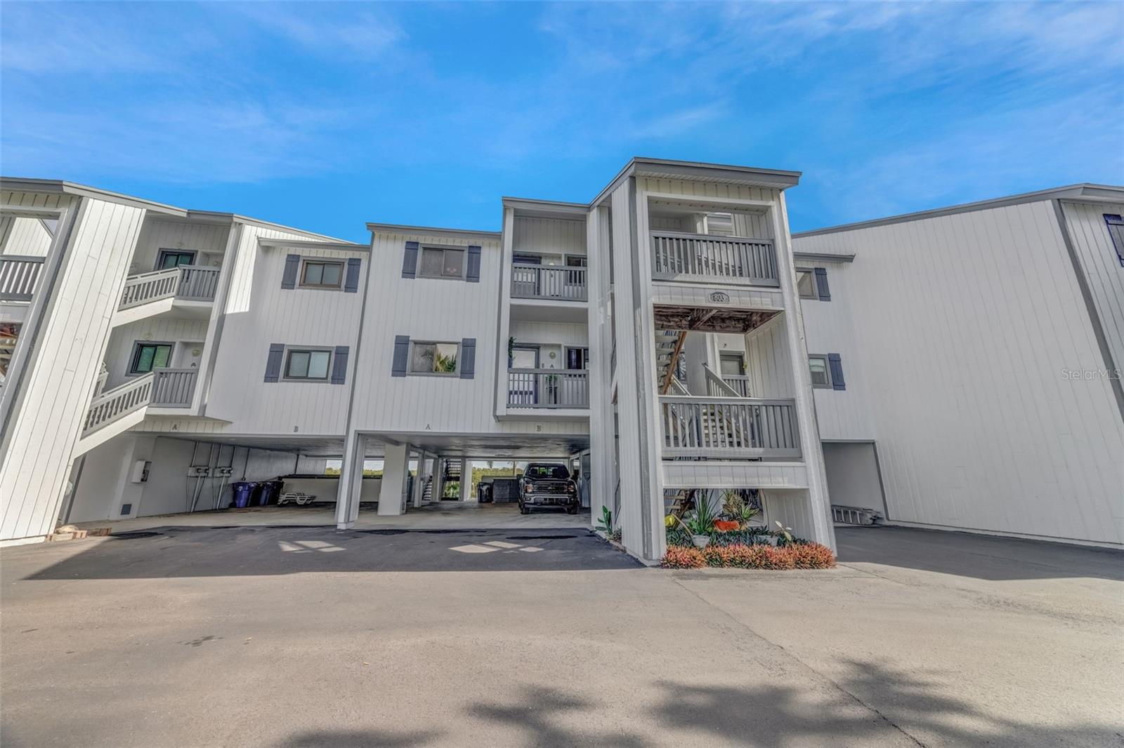 803 BAHIA DEL SOL DR #B — photo 41