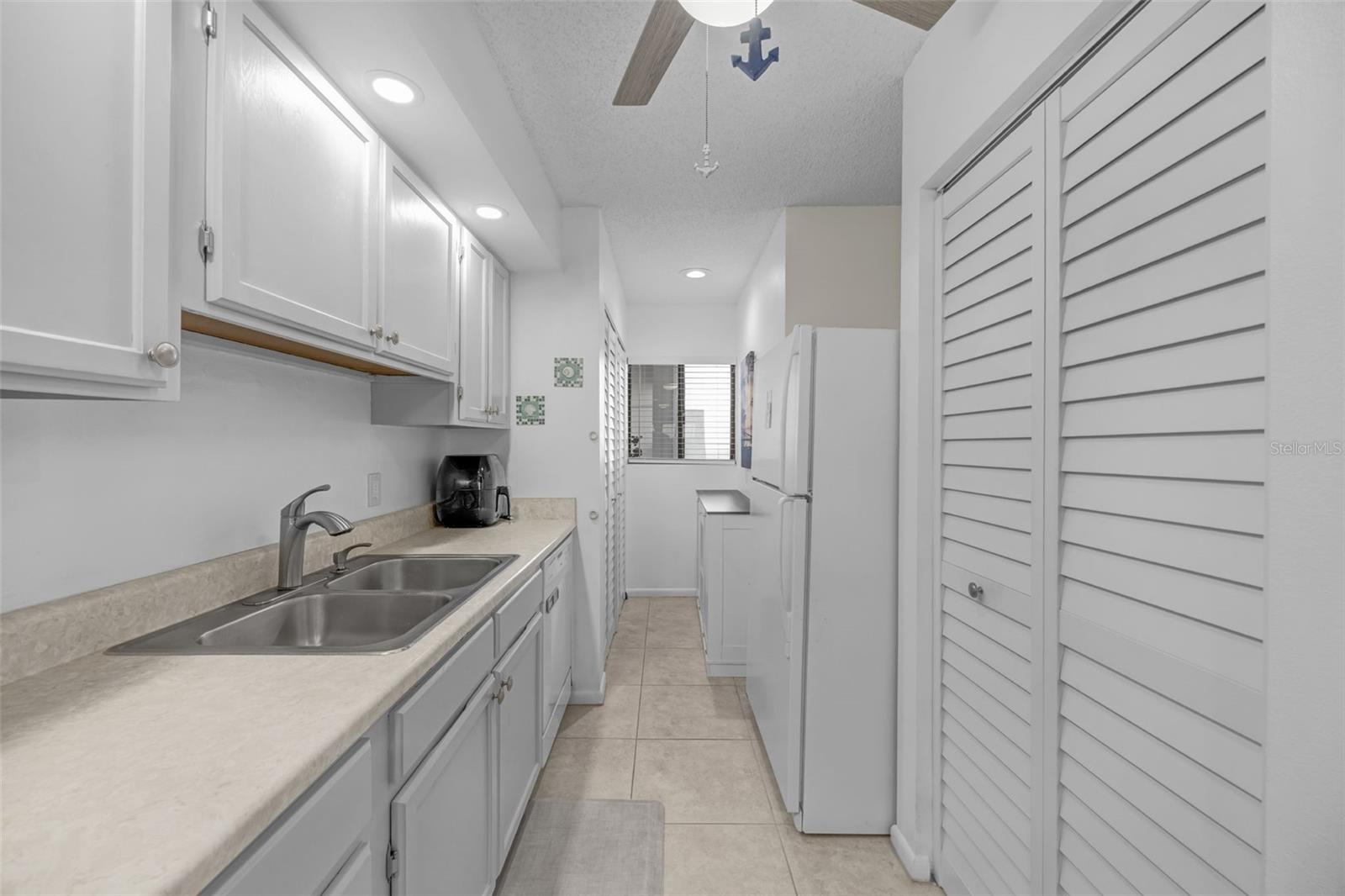 803 BAHIA DEL SOL DR #B — photo 9