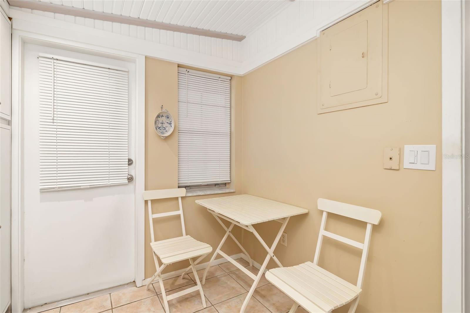 7461 W COUNTRY CLUB DR #404 — photo 15