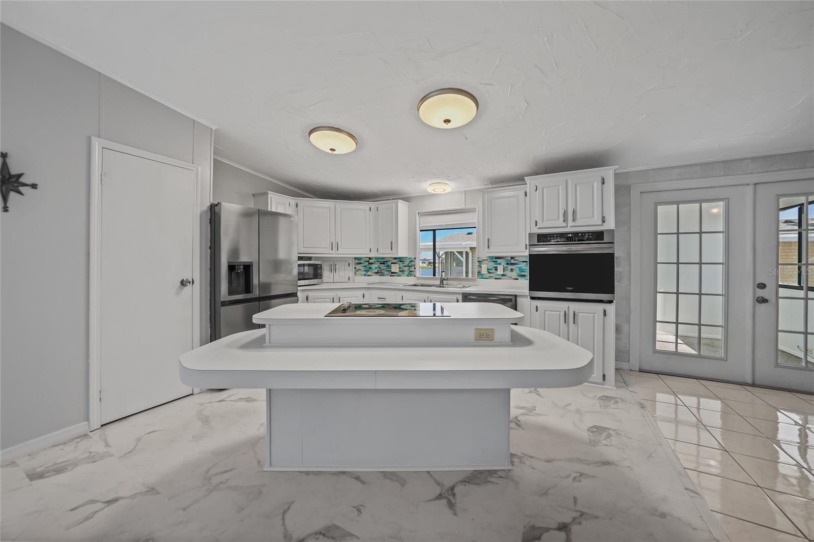 495 SCHOONER ST — photo 10