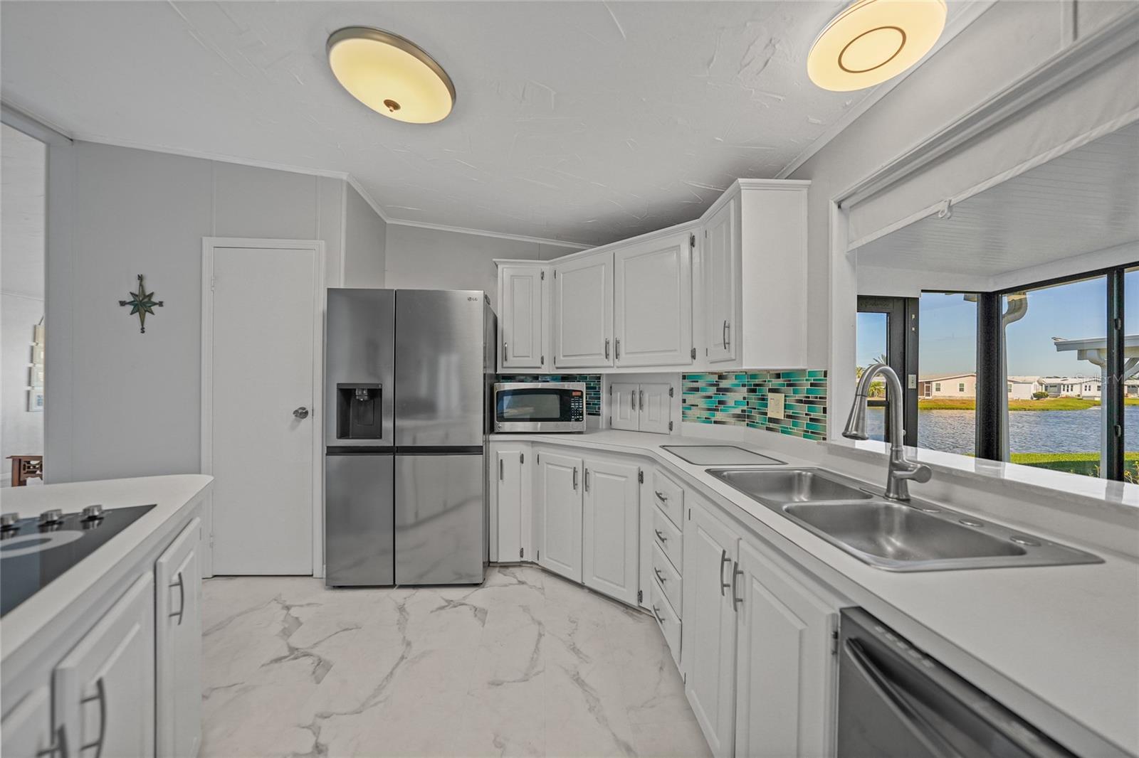 495 SCHOONER ST — photo 8