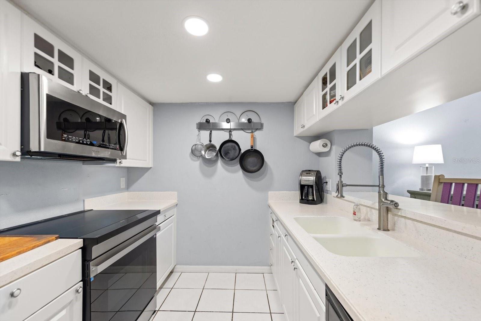 9434 TARA CAY CT #25 — photo 5