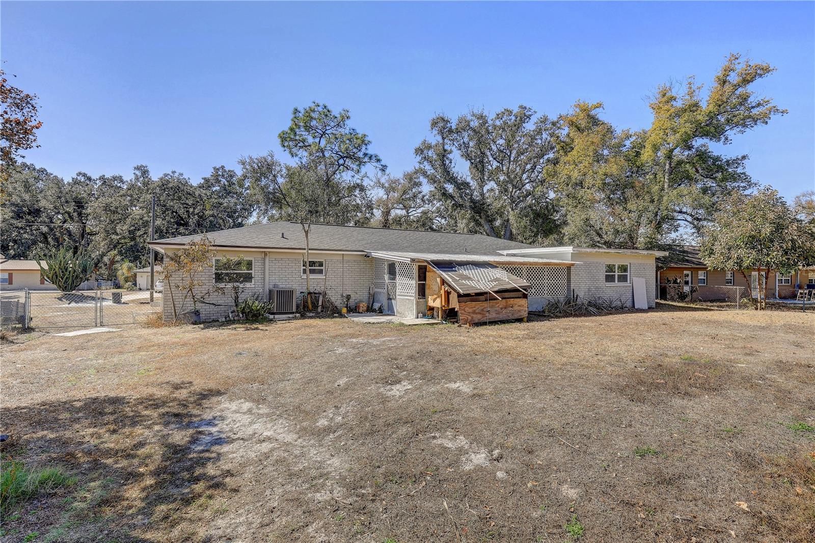 606 DALI DR — photo 31