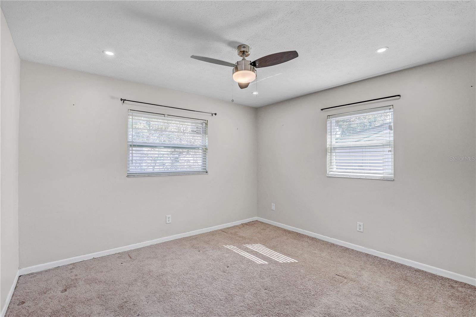 606 DALI DR — photo 23