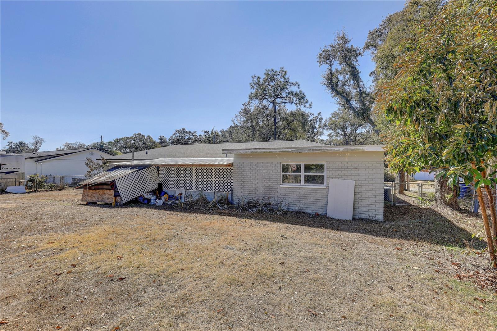 606 DALI DR — photo 30
