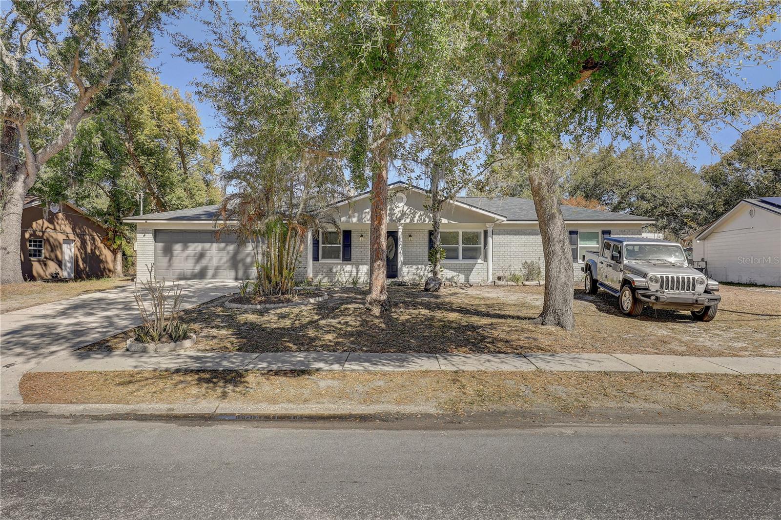 606 DALI DR — photo 35