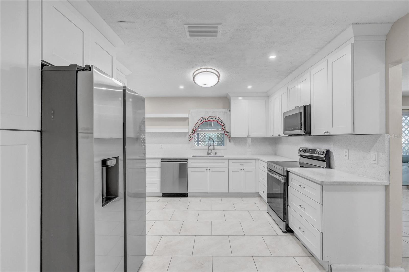 606 DALI DR — photo 7
