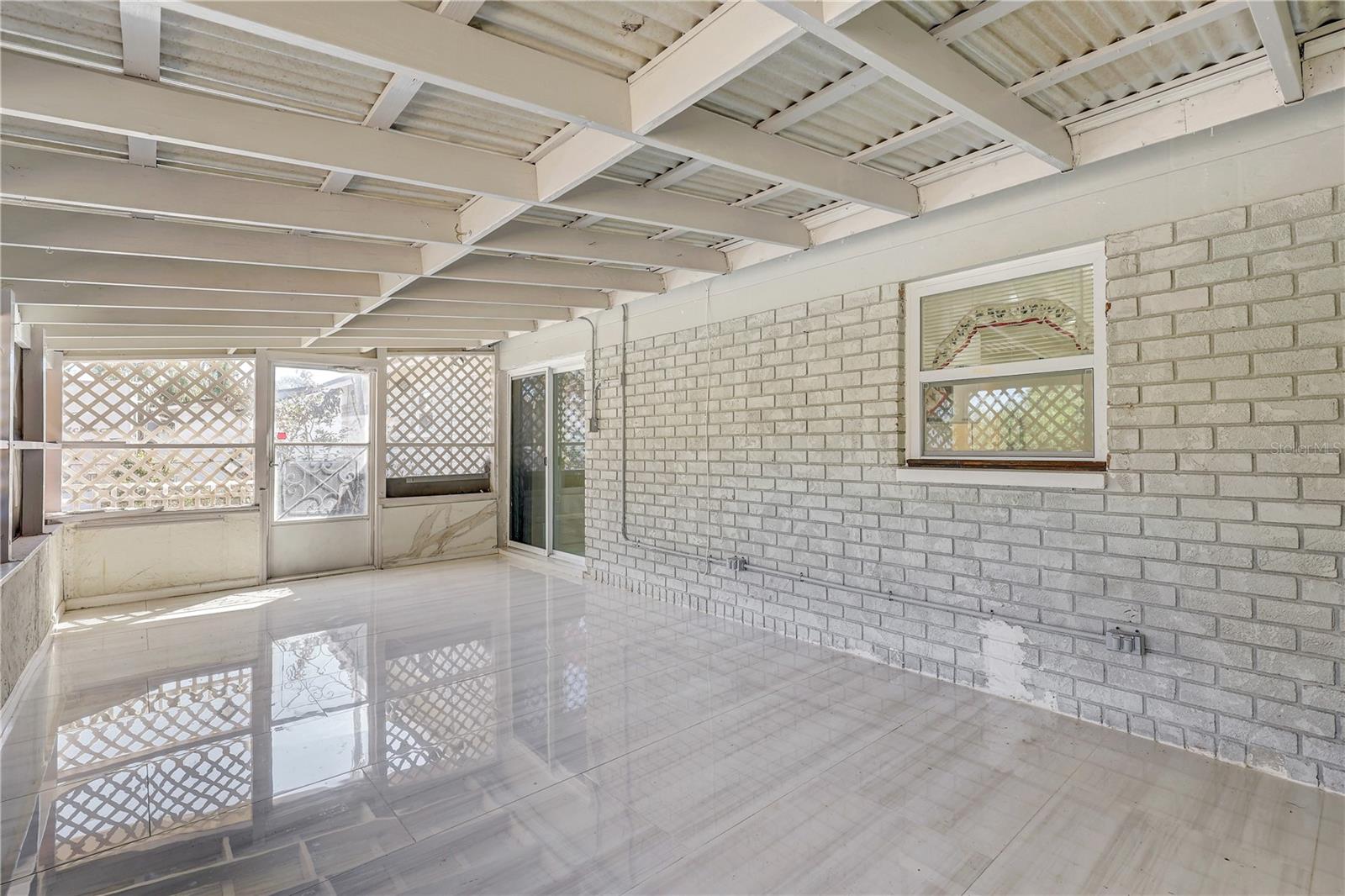 606 DALI DR — photo 28