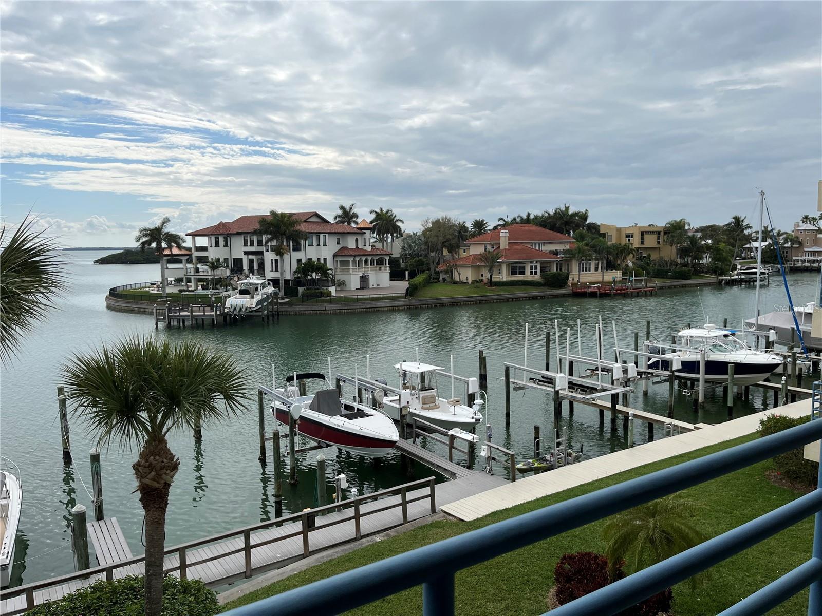 363 PINELLAS BAYWAY S #36 — photo 29