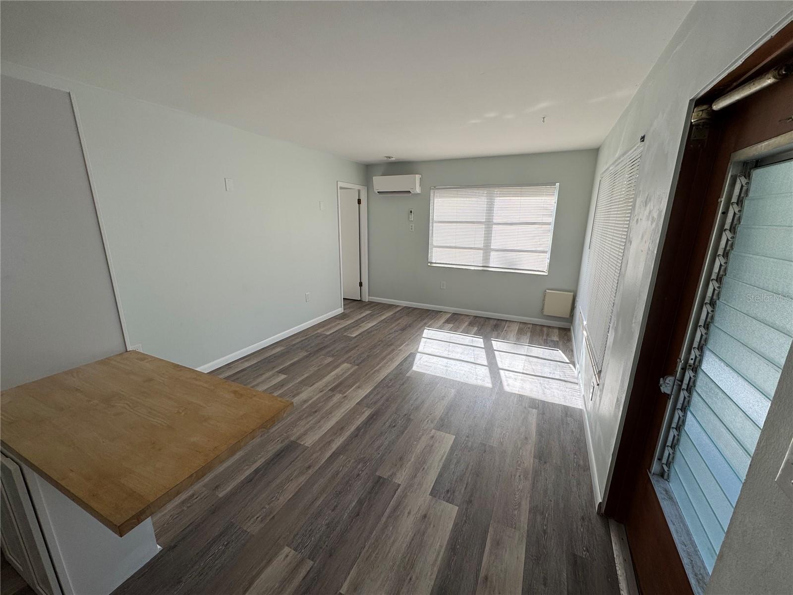 215 PARK BLVD S #B — photo 5