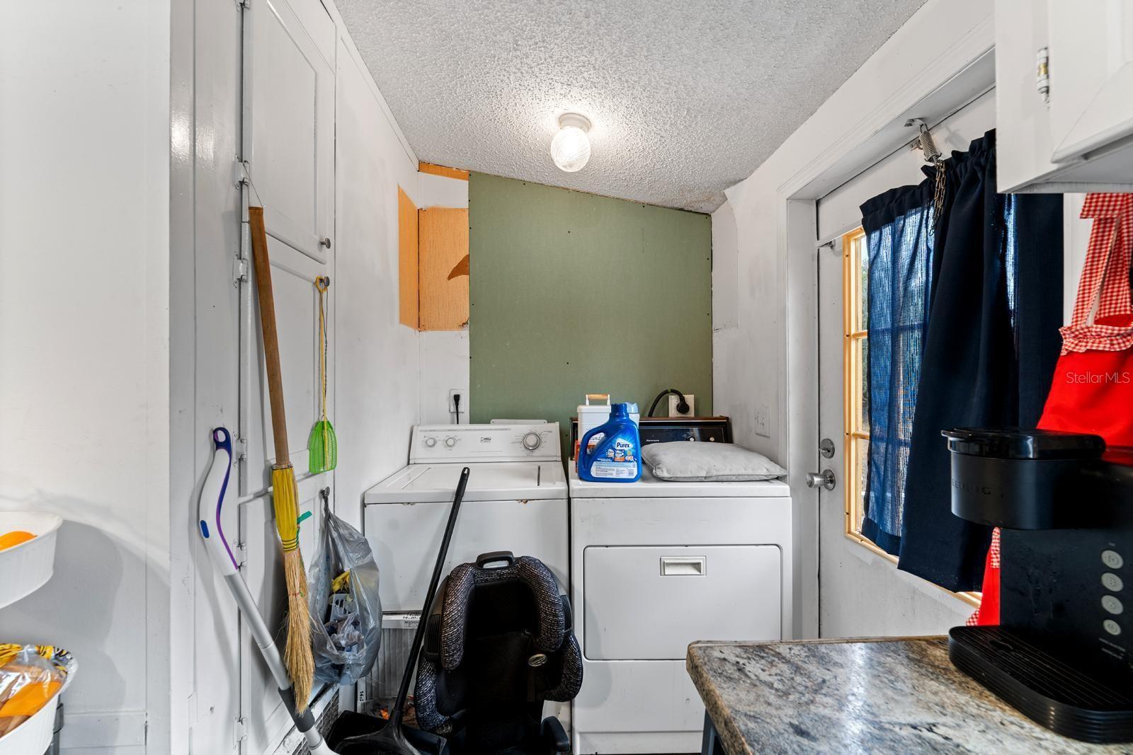 17558 CAUFIELD RD — photo 14