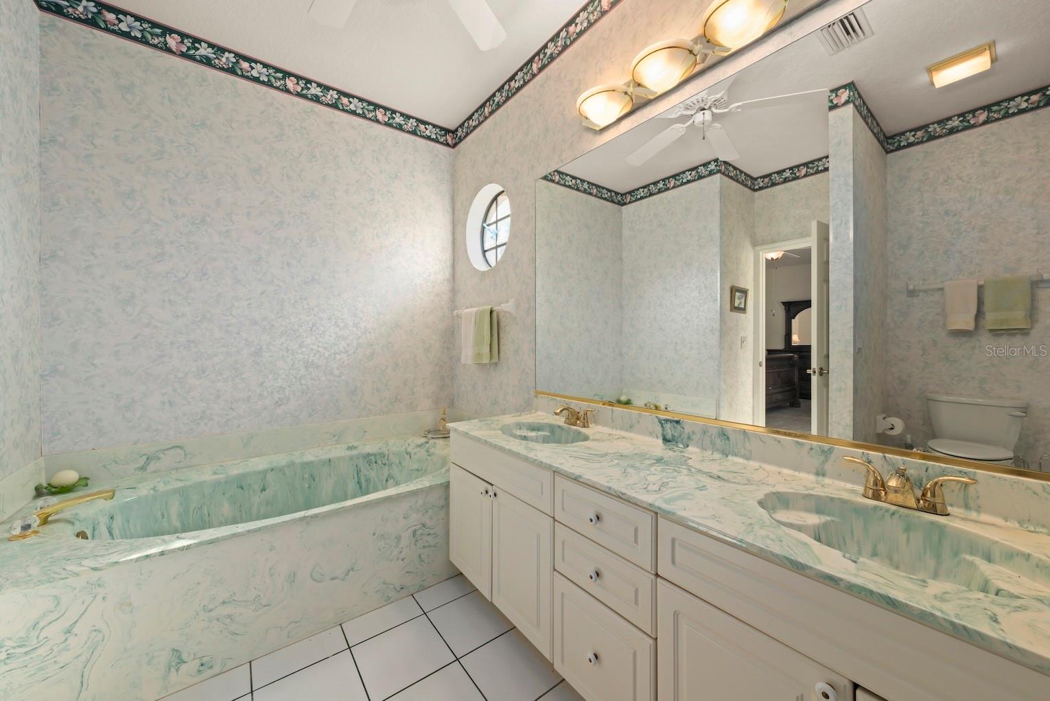 4356 MARCOTT CIR — photo 32