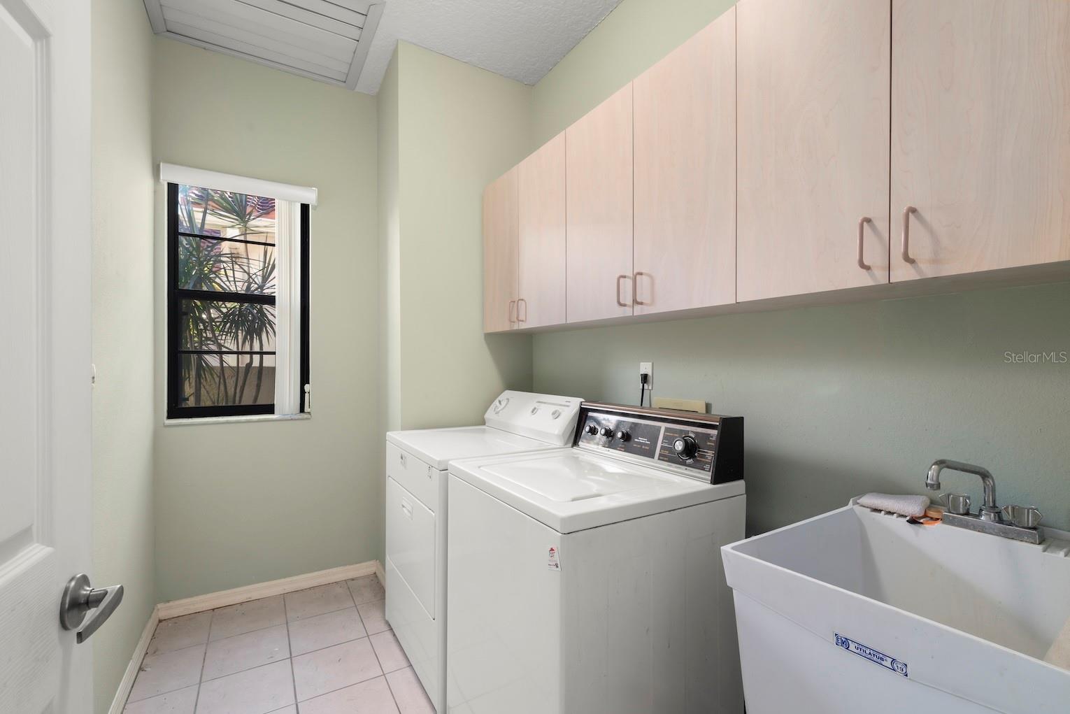 4356 MARCOTT CIR — photo 49
