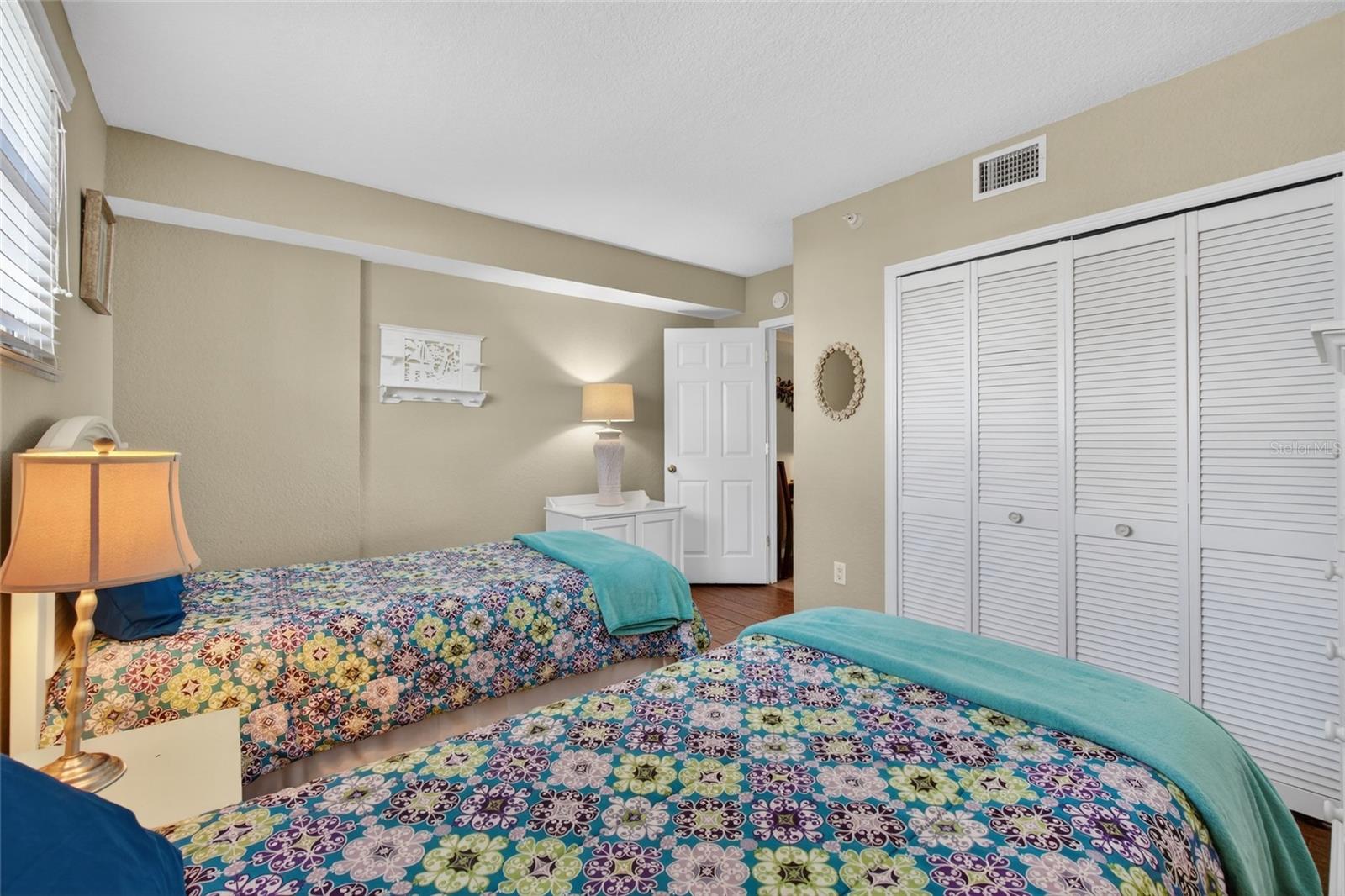 445 HAMDEN DR #405 — photo 23