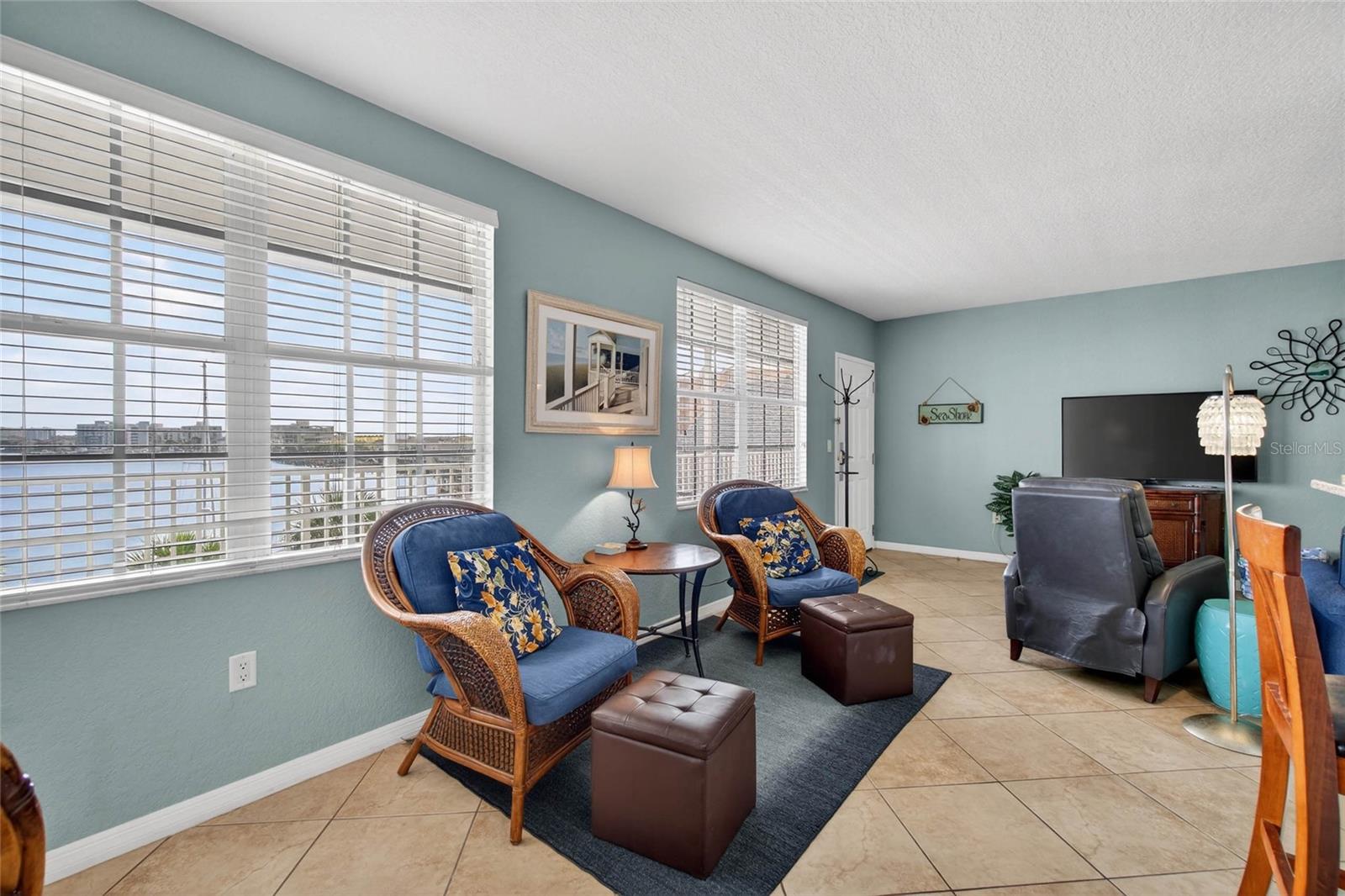 445 HAMDEN DR #405 — photo 6