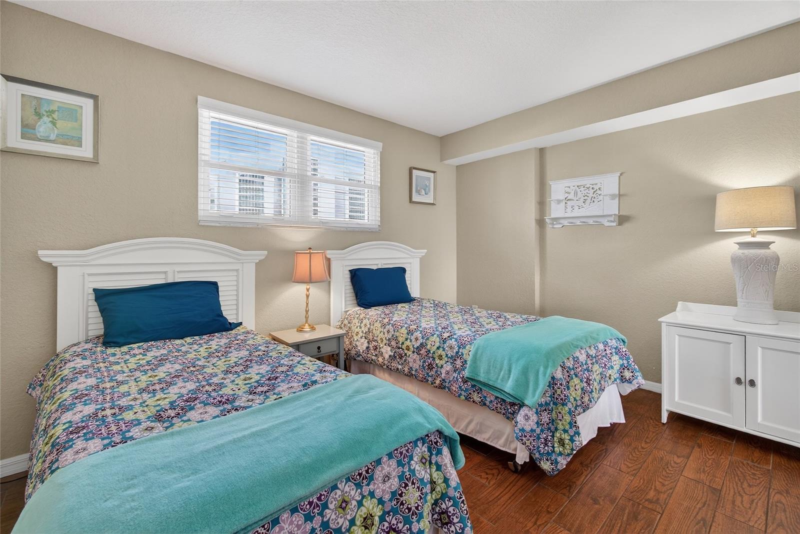 445 HAMDEN DR #405 — photo 22