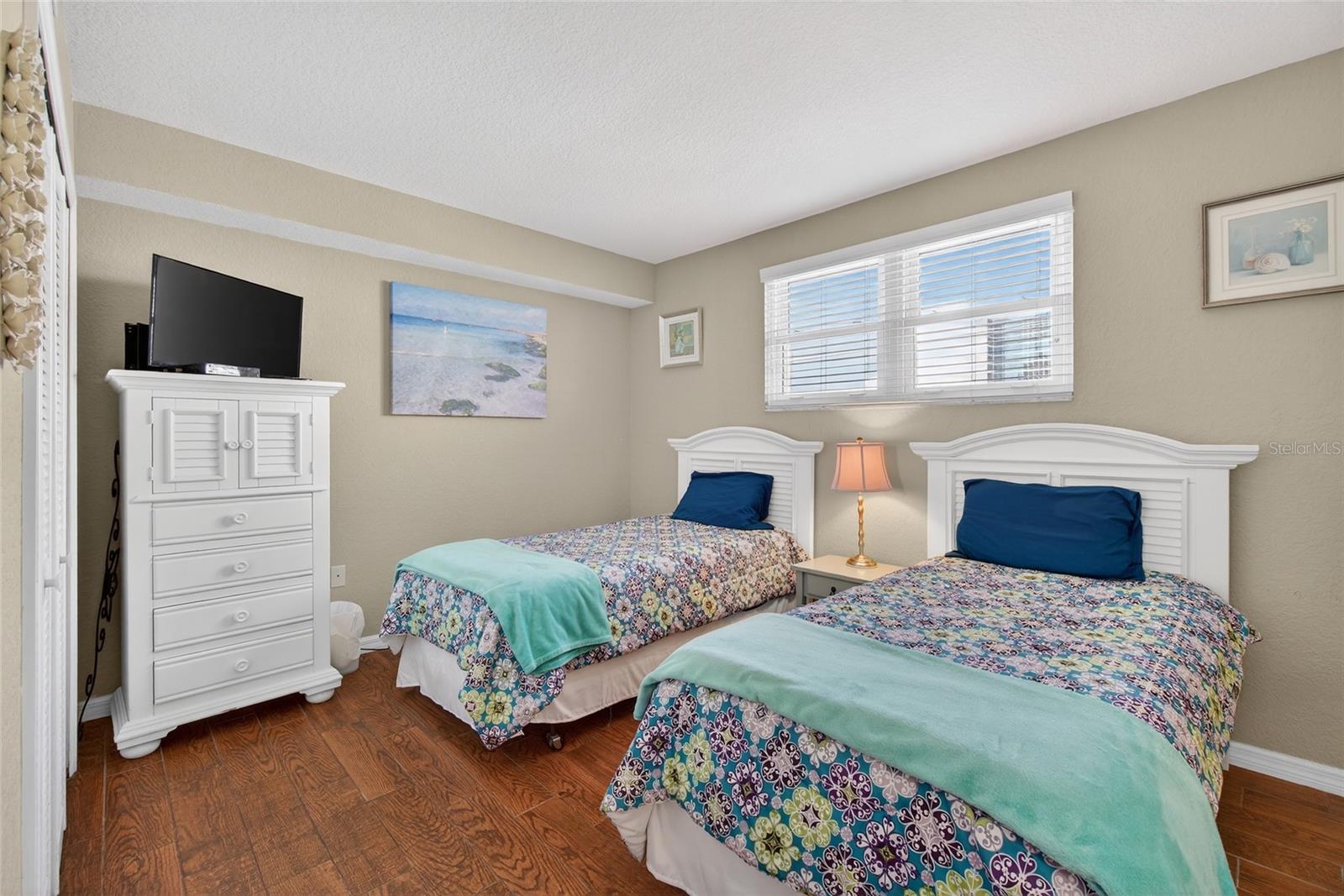 445 HAMDEN DR #405 — photo 21