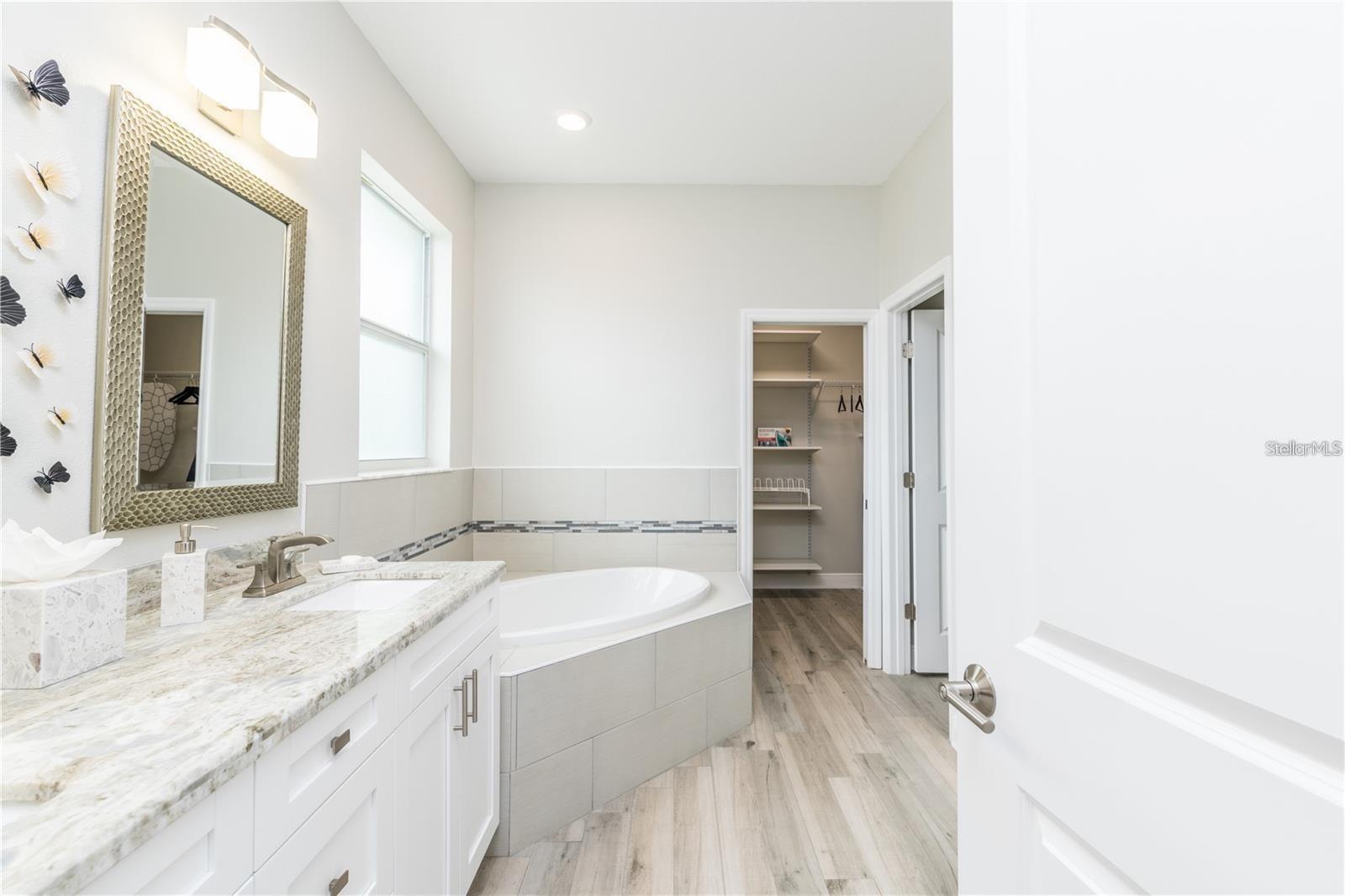 5816 LITTLE RIVER DR — photo 13