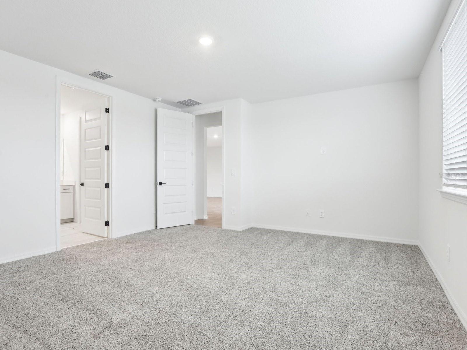 1705 DRAUGHTON DR — photo 9