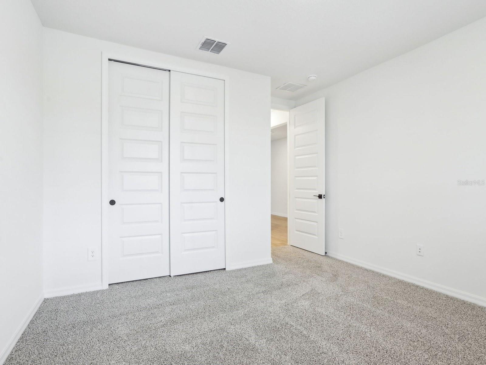 1705 DRAUGHTON DR — photo 5