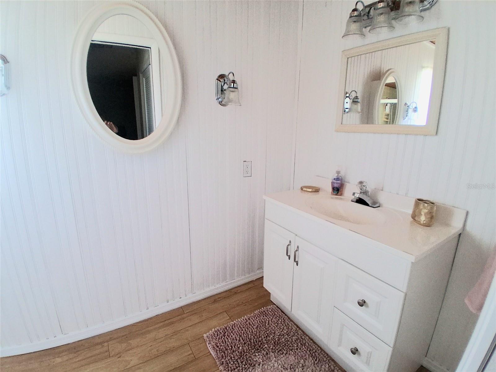 441 RUBENS DR E — photo 29