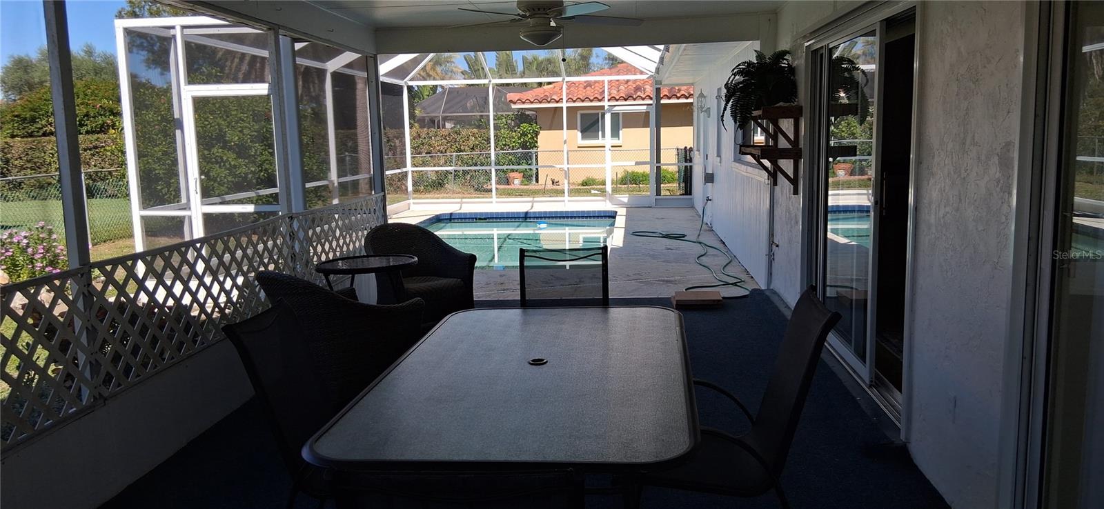 441 RUBENS DR E — photo 16