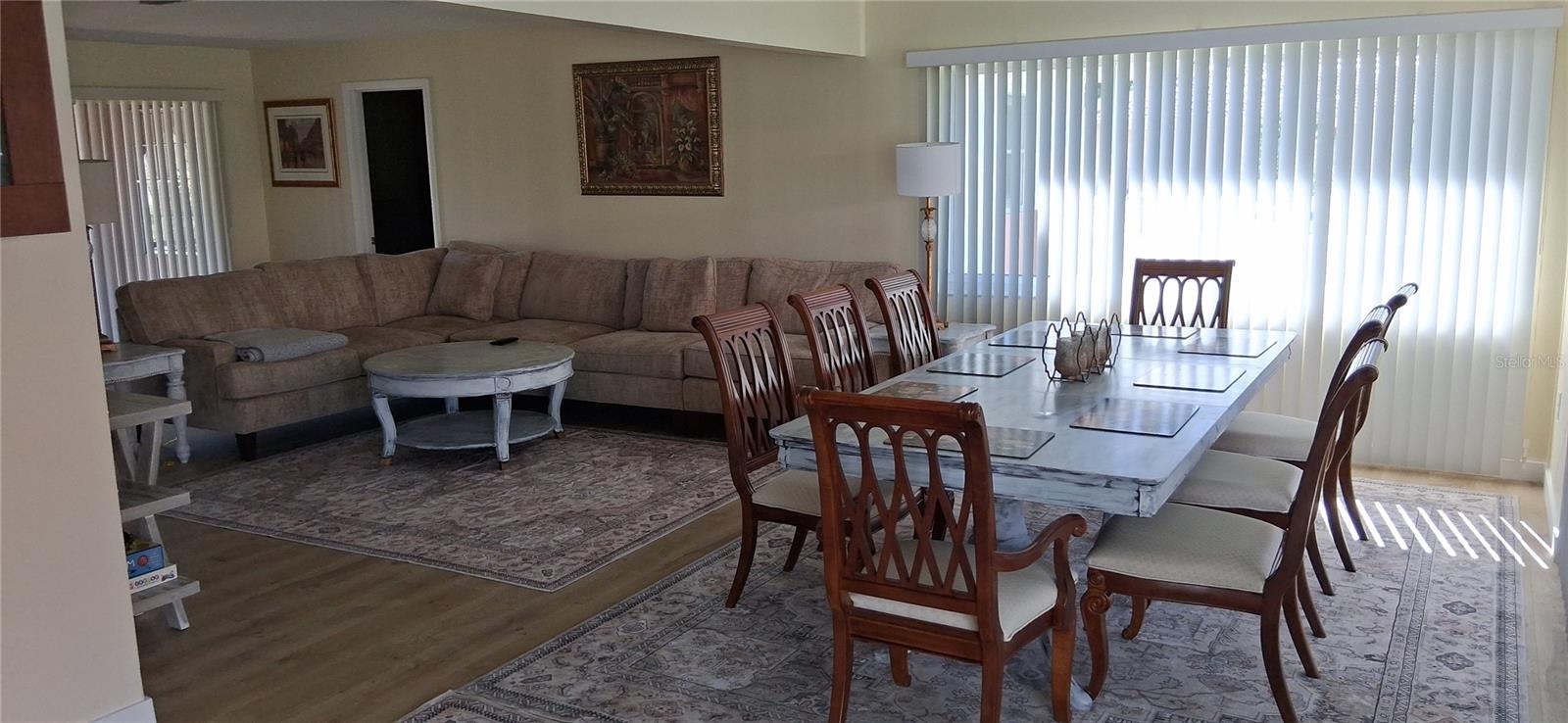441 RUBENS DR E — photo 12