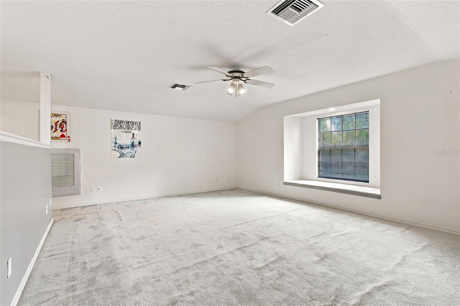 928 OAKVIEW RD — photo 31